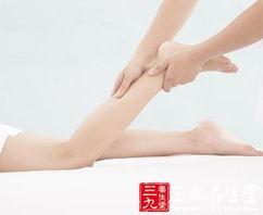 成人足部推拿视频,轻松掌握成人足疗技巧