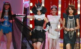 成人走秀道具造型视频,成人走秀道具造型惊艳瞬间