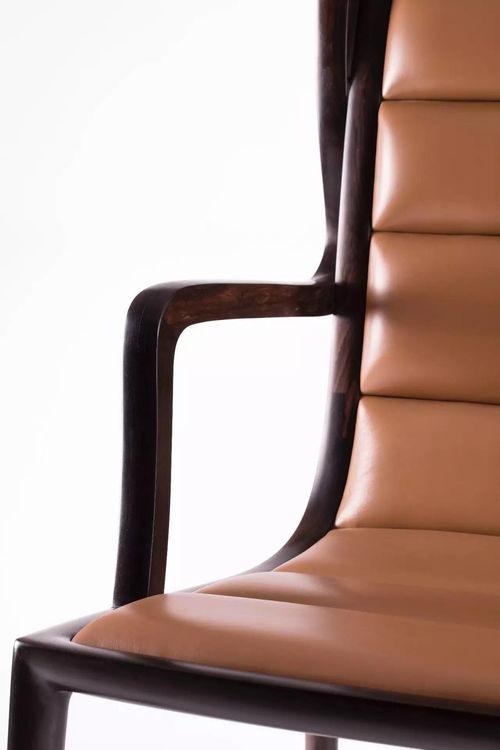 成人透明坐椅子视频,揭秘成人透明坐椅子的独特魅力与使用体验