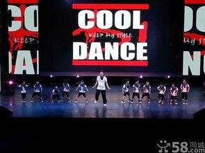 简约成人成品舞蹈视频,优雅动感的舞步演绎